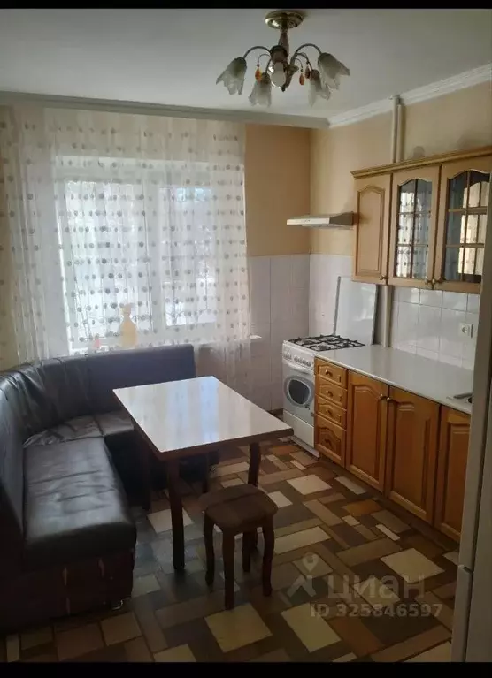 3-к кв. Адыгея, Майкоп ул. Чкалова, 78 (63.0 м) - Фото 1