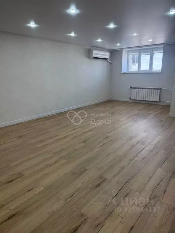 2-к кв. Волгоградская область, Волгоград ул. Маршала Еременко, 44 ... - Фото 1