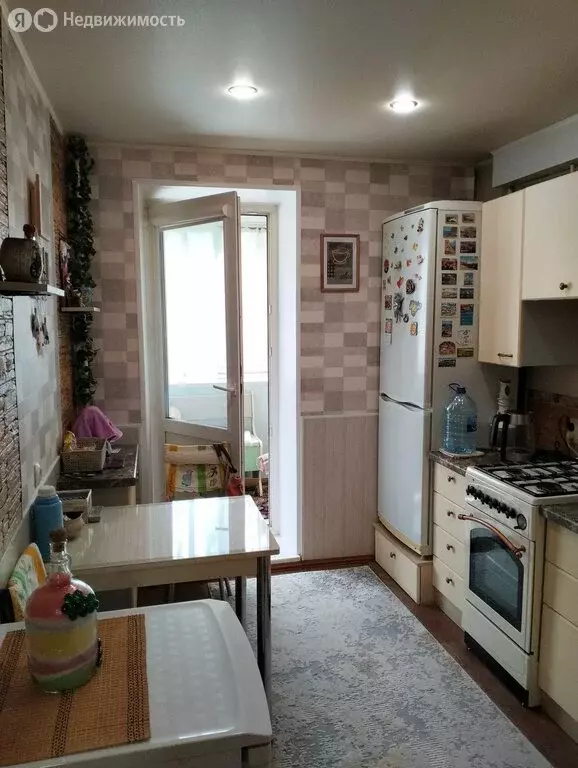 2-комнатная квартира: Миасс, проспект Октября, 51 (49.6 м) - Фото 0