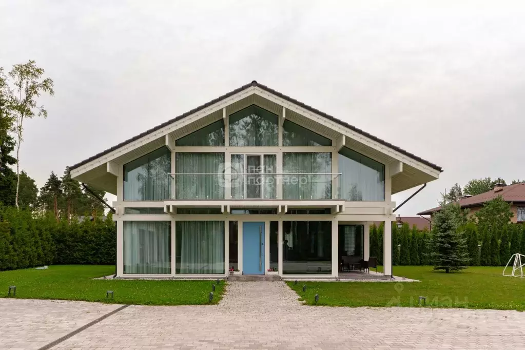 Дом в Ленинградская область, Выборгский район, Первомайское с/пос, ... - Фото 1