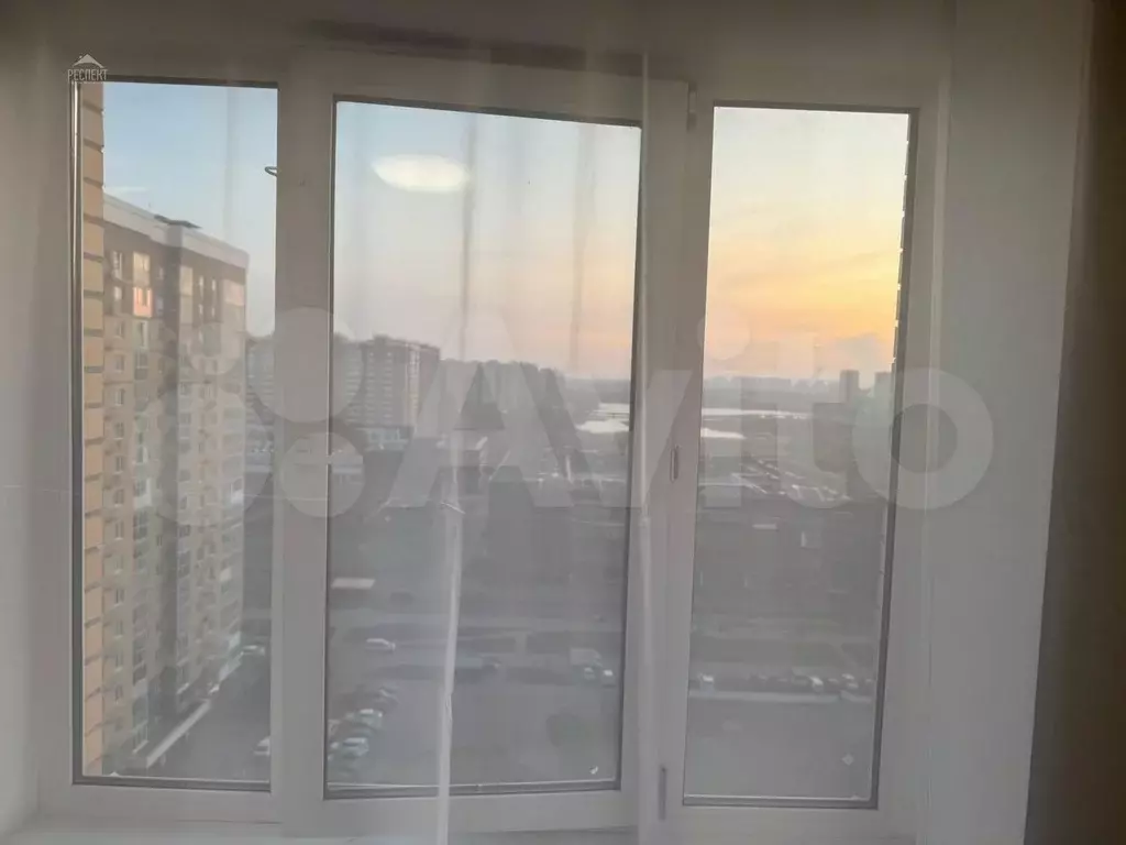1-к. квартира, 34 м, 14/17 эт. - Фото 0
