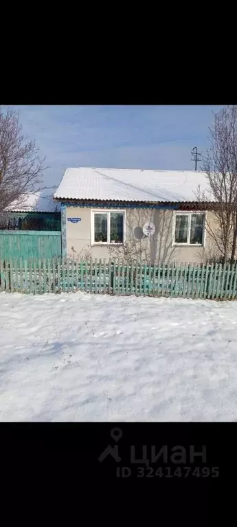 Дом в Красноярский край, Большемуртинско-Сухобузимский округ, с. ... - Фото 2