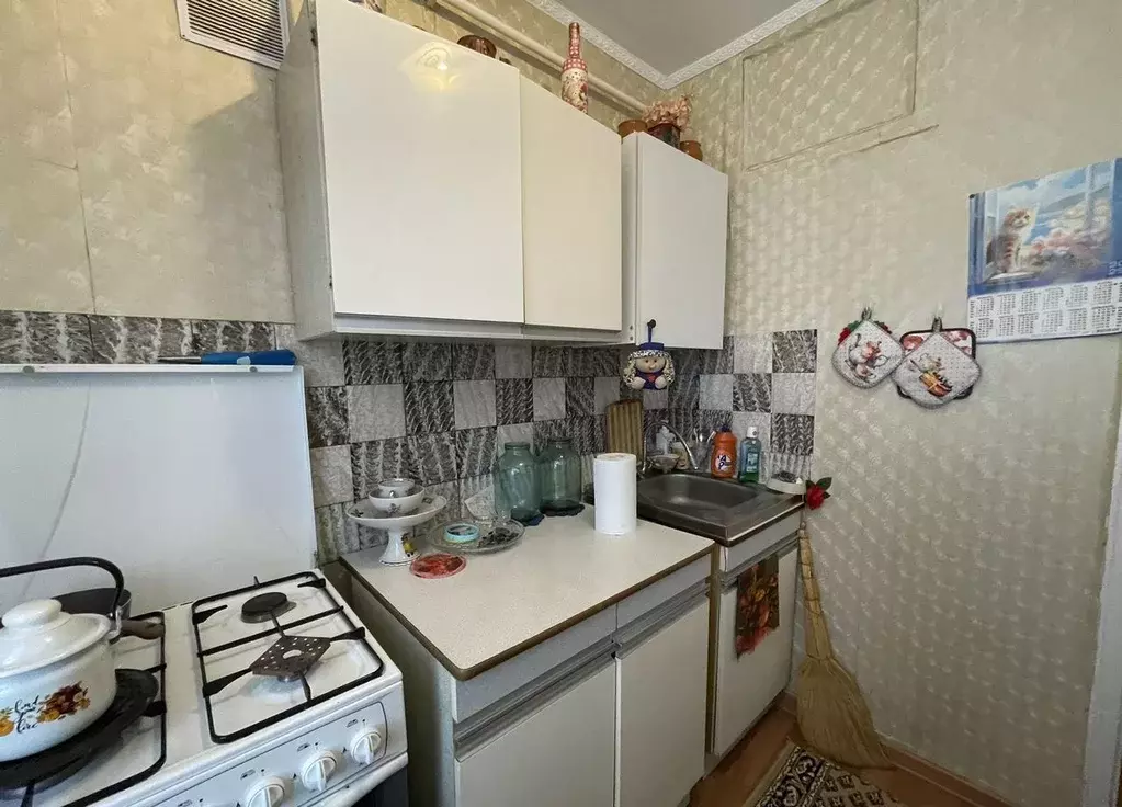 1-к кв. Ленинградская область, Кириши просп. Героев, 25 (31.0 м) - Фото 2