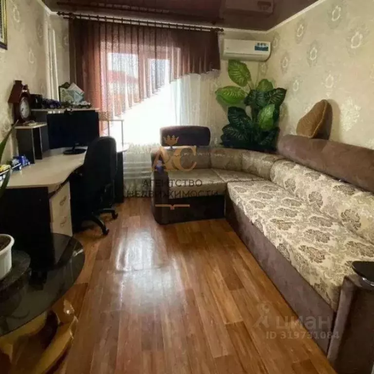 Дом в Крым, Кировский район, Токаревское с/пос, с. Шубино ул. Ленина, ... - Фото 1