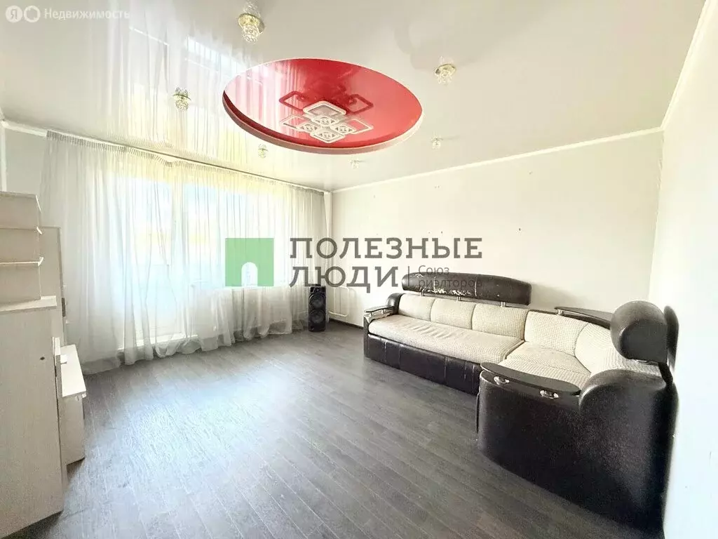 3-комнатная квартира: село Плещеево, Луговая улица, 4 (58 м) - Фото 1