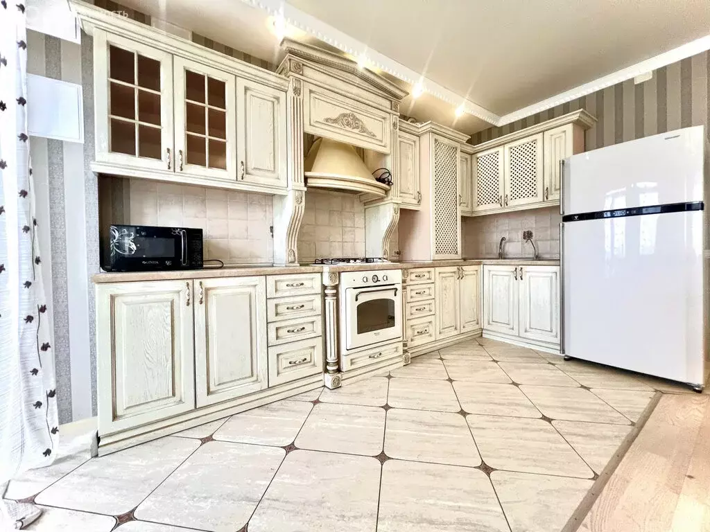 1-комнатная квартира: Брянск, проспект Станке Димитрова, 100Д (59.1 м) - Фото 1