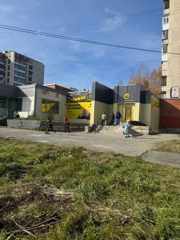 Торговая площадь в Свердловская область, Полевской Зеленый Бор-1 мкр, ... - Фото 2
