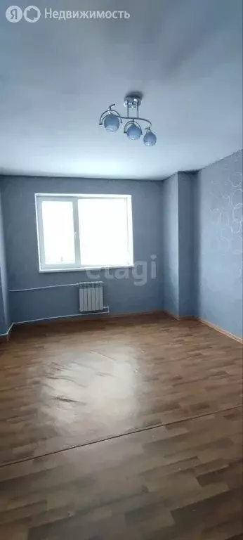1-комнатная квартира: Камышлов, улица Строителей, 11к1 (32.6 м) - Фото 0