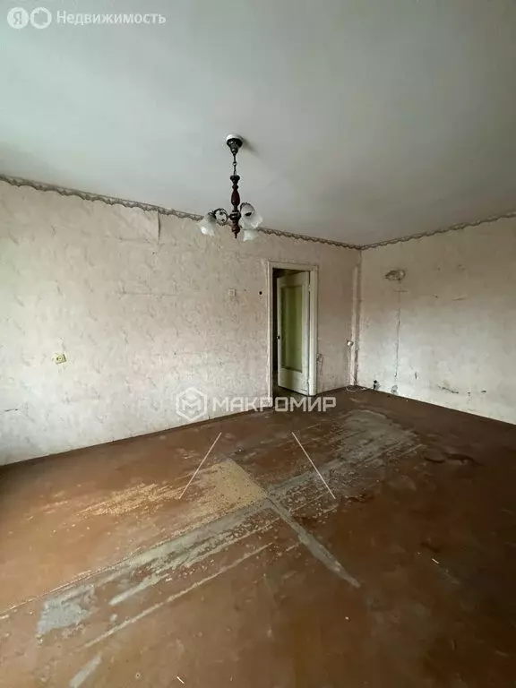 3-комнатная квартира: Брянск, улица Кольцова, 11 (56 м) - Фото 2