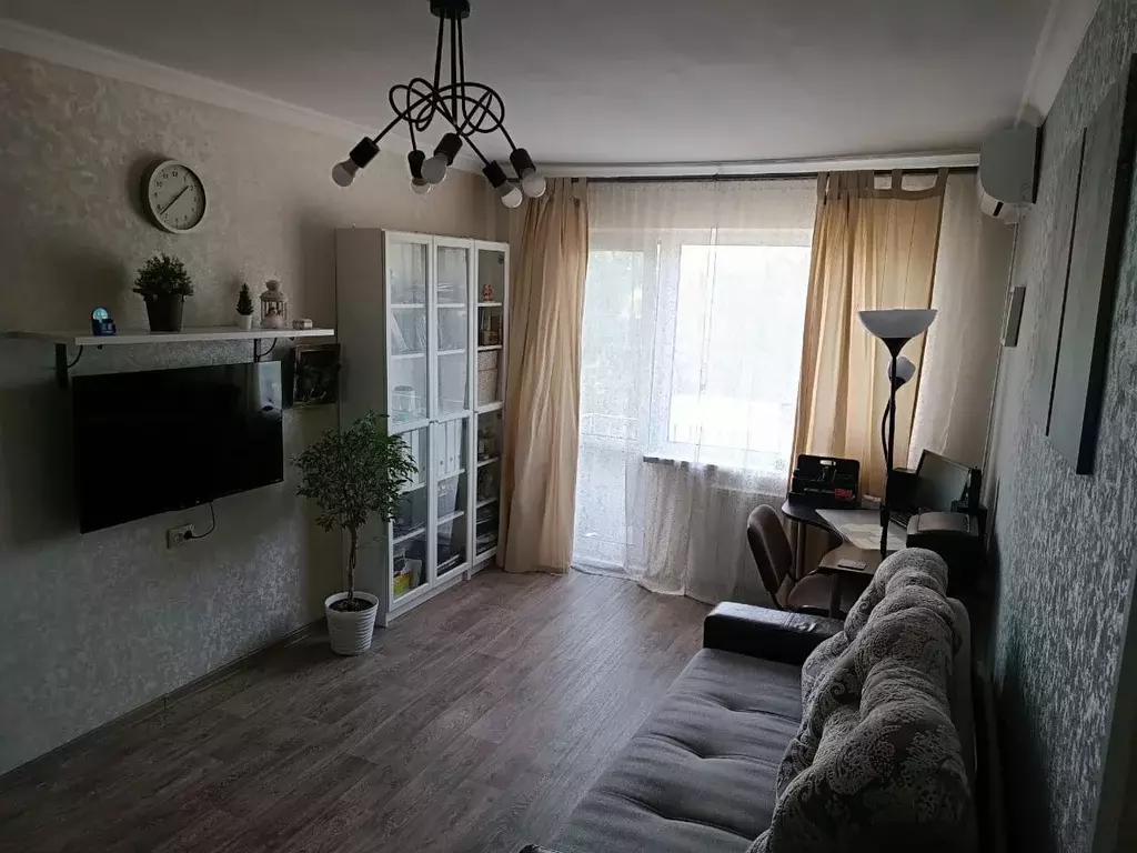 Продаётся 2-к квартира, 42 м - Фото 0