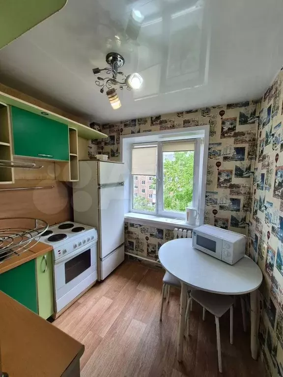 2-к. квартира, 47 м, 5/5 эт. - Фото 0