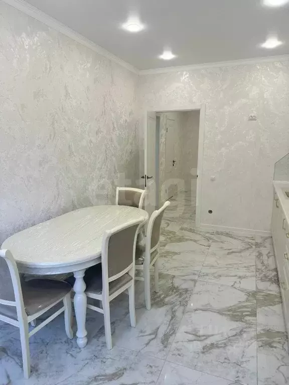 2-к кв. Северная Осетия, Владикавказ ул. Билара Кабалоева, 8А (79.0 м) - Фото 1