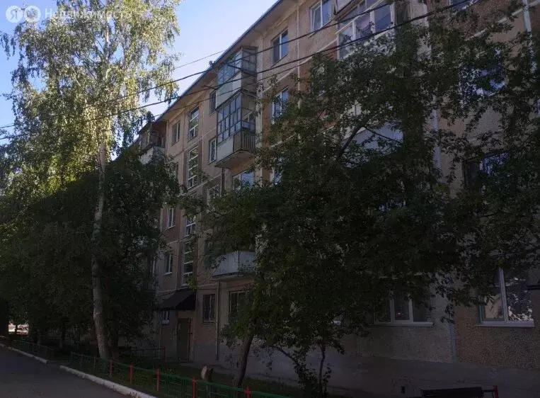 1-комнатная квартира: Тюмень, улица 50 лет ВЛКСМ, 99 (33 м) - Фото 1