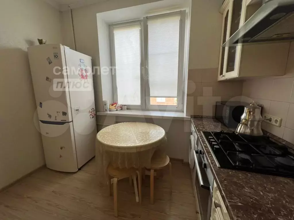 2-к. квартира, 56 м, 5/5 эт. - Фото 1