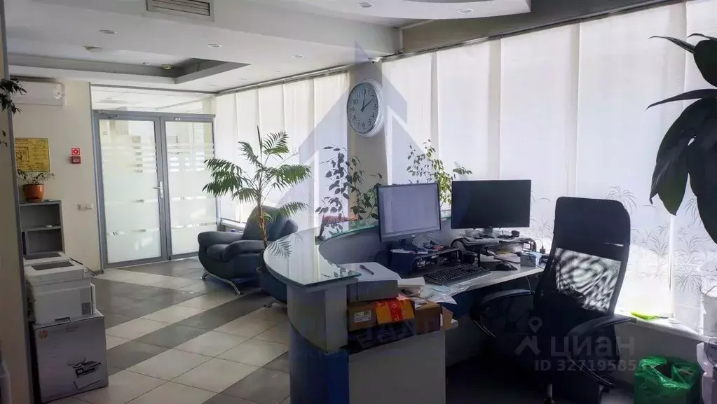 Помещение свободного назначения в Самарская область, Самара Межевая ... - Фото 1