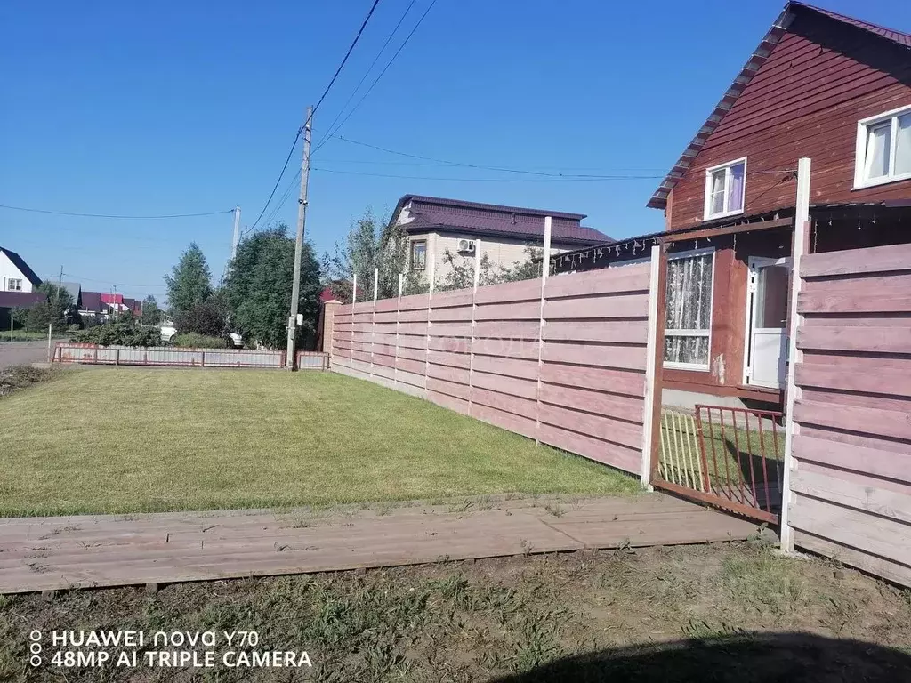 Дом в Алтайский край, Барнаул городской округ, пос. Центральный ул. ... - Фото 0