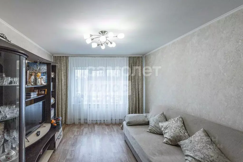 3-к кв. Омская область, Омск ул. 33-я Северная, 122 (63.0 м) - Фото 1