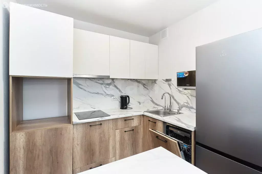 1-комнатная квартира: Тюмень, улица Первооткрывателей, 8 (37.4 м) - Фото 1