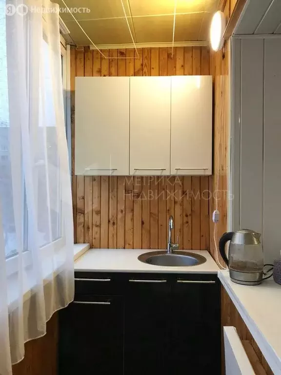 Квартира-студия: Тюмень, улица Седова, 64А (16.8 м) - Фото 0
