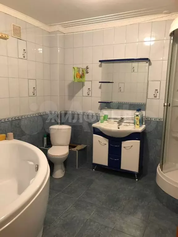 Комната 11 м в 3-к., 5/6 эт. - Фото 0