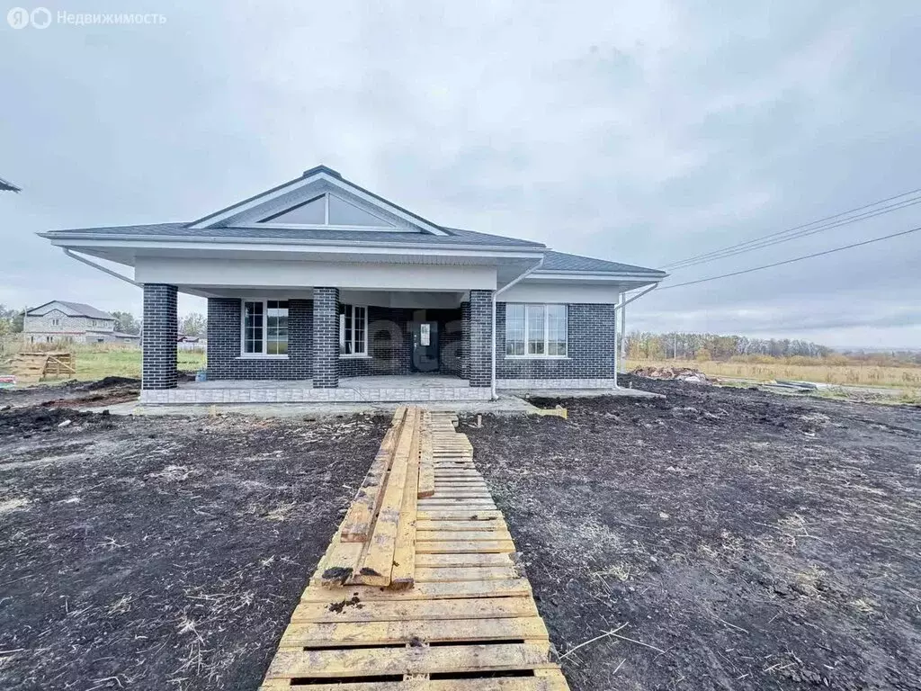 Дом в Республика Мордовия, городской округ Саранск, рабочий посёлок ... - Фото 0