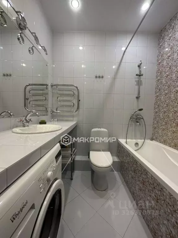 1-к кв. Брянская область, Брянск ул. Энгельса, 3 (37.0 м) - Фото 1