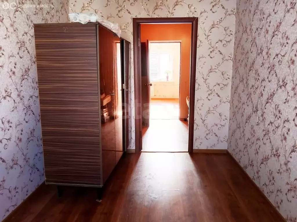 3-комнатная квартира: Серпухов, улица Горького, 11/11 (57 м) - Фото 1