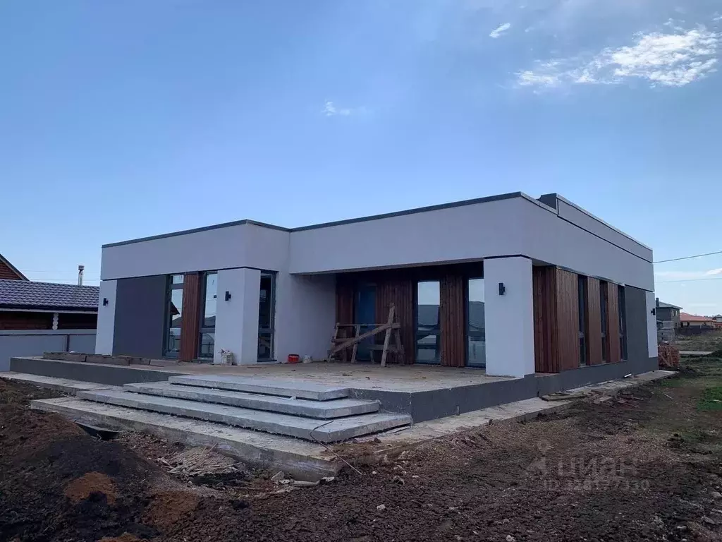 Коттедж в Башкортостан, Уфимский район, Русско-Юрмашский сельсовет, д. ... - Фото 1