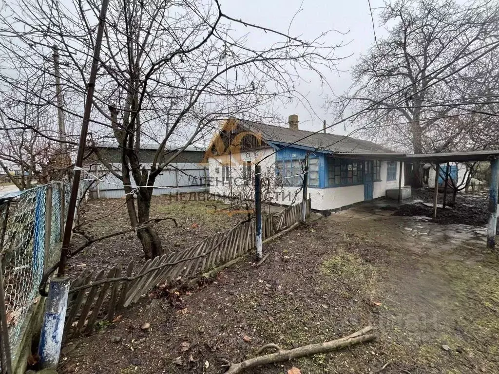 Дом в Крым, Кировский район, с. Журавки ул. Октябрьская, 54 (47 м) - Фото 2