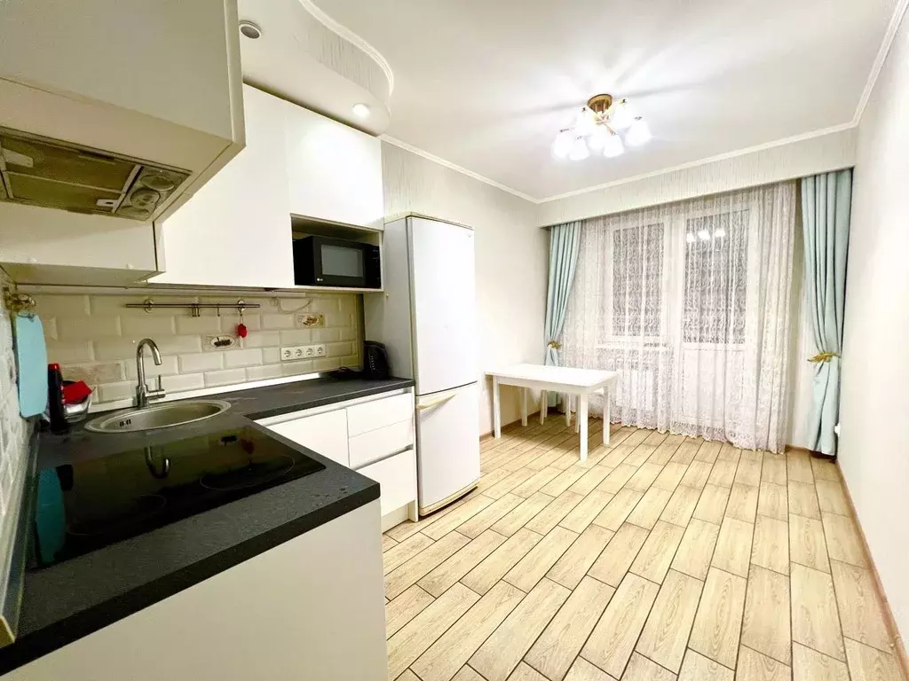 1-к кв. Ростовская область, Ростов-на-Дону ул. Рыльского, 1 (41.9 м) - Фото 2