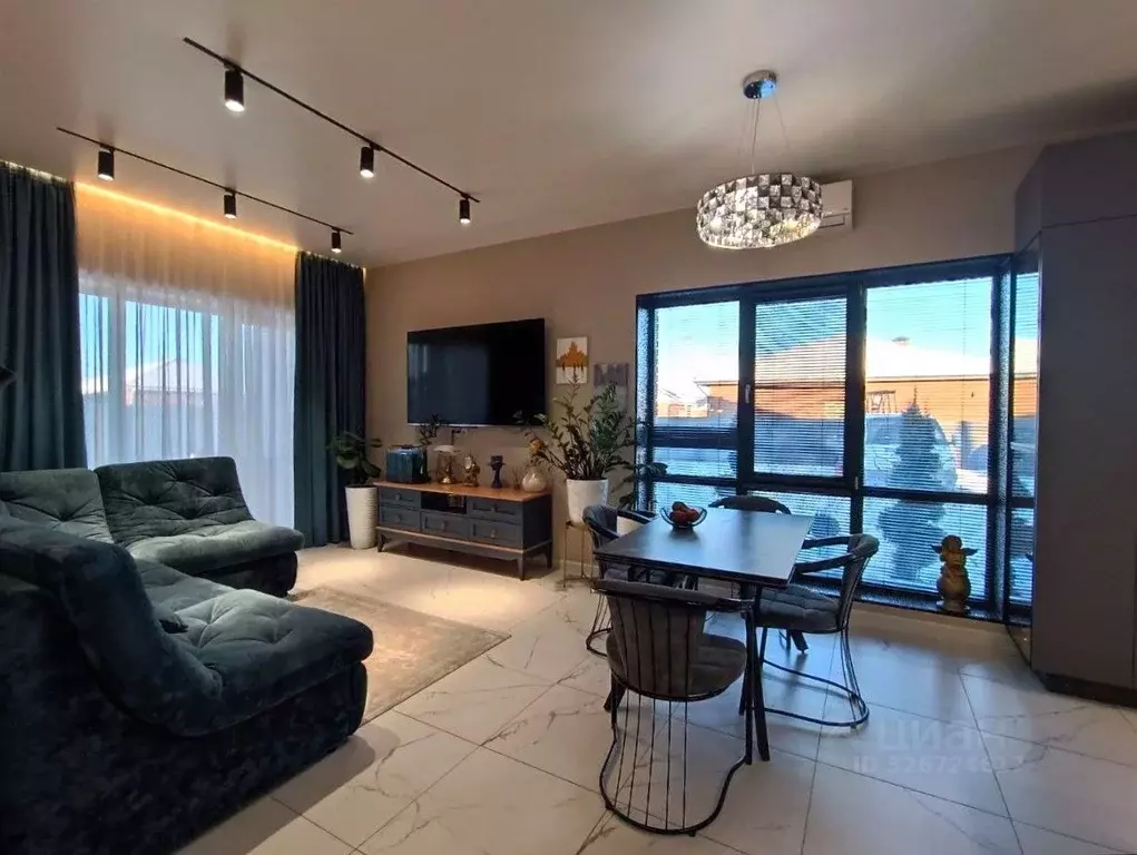 Дом в Псковская область, Псковский район, Логозовская волость, д. ... - Фото 1