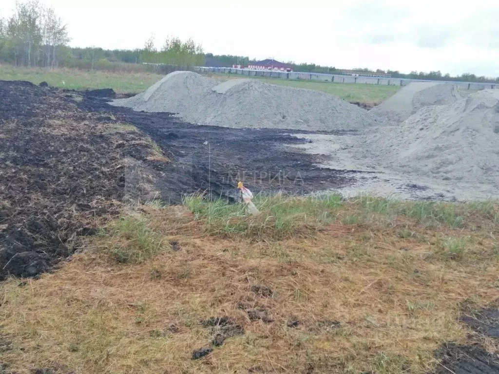 Участок в Тюменская область, Тюмень ул. Олега Антонова (6.0 сот.) - Фото 0