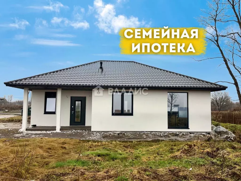 Дом в Калининградская область, Гурьевск ул. Кронштадтская (100 м) - Фото 1