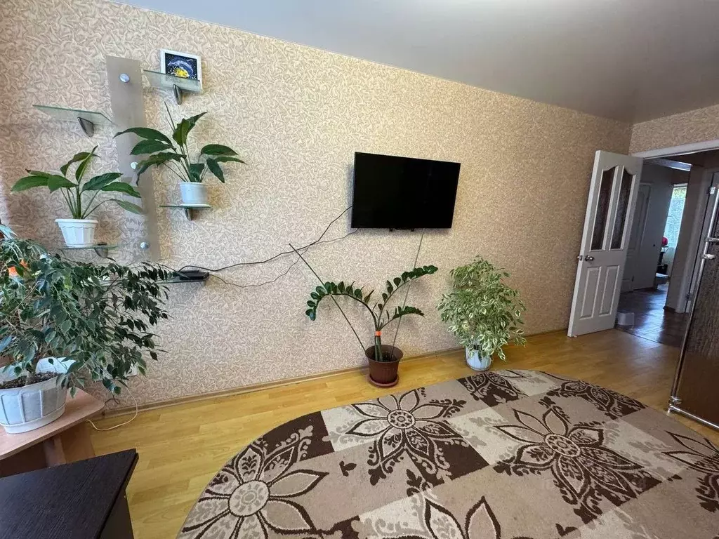 2-к кв. Удмуртия, Ижевск Автозаводская ул., 6 (48.0 м) - Фото 1