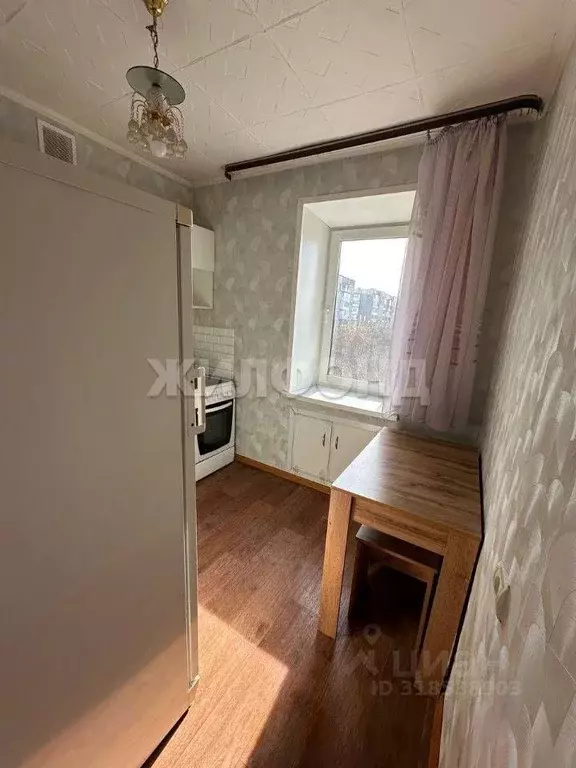 1-к кв. Кемеровская область, Кемерово ул. Попова, 7 (32.0 м) - Фото 0