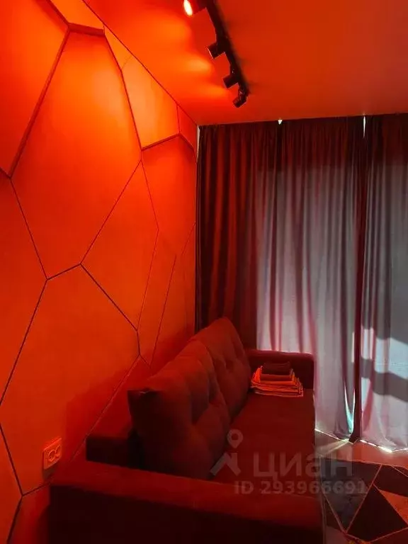 Студия Ханты-Мансийский АО, Мегион ул. Свободы, 38 (18.0 м) - Фото 1