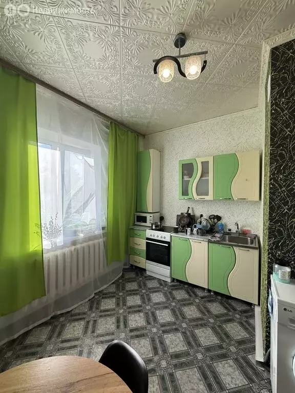 1-комнатная квартира: Нерюнгри, улица Карла Маркса, 6 (36 м) - Фото 0