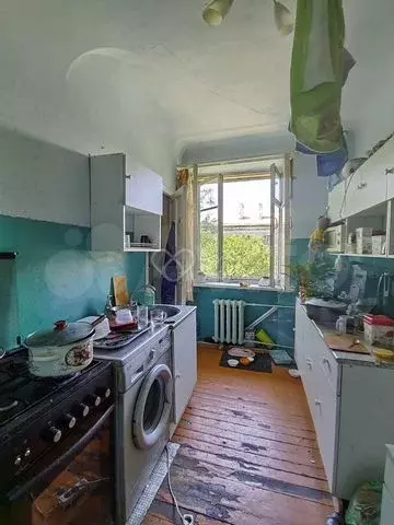 Комната 43 м в 3-к., 4/4 эт. - Фото 0