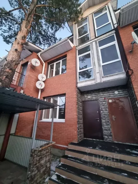 Таунхаус в Иркутская область, Ангарск 30-й мкр, 26Б (60 м) - Фото 1