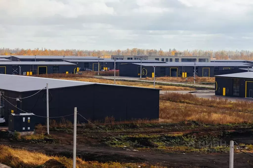 Помещение свободного назначения в Воронежская область, с. Новая Усмань ... - Фото 1