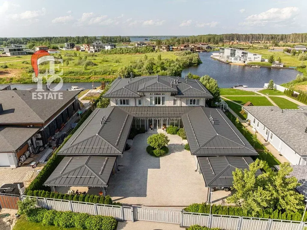 Дом в Тверская область, Конаково ул. Крутые берега, 42 (1282 м) - Фото 1