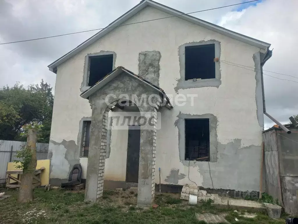 Дом в Курская область, Курск М-2 Крым, 522-й км (121 м) - Фото 1