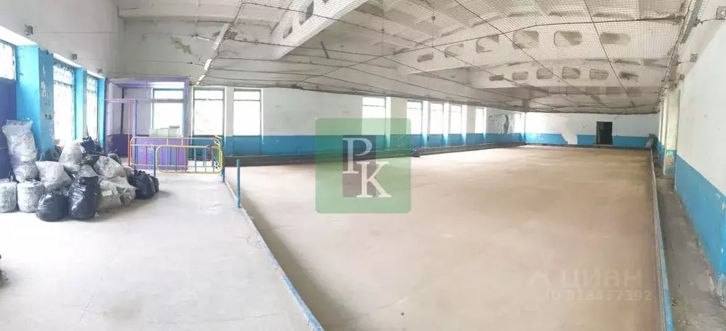 Помещение свободного назначения в Крым, Красногвардейский район, с. ... - Фото 1