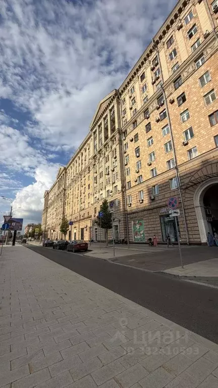 Комната Москва Новинский бул., 18С1 (14.0 м) - Фото 1