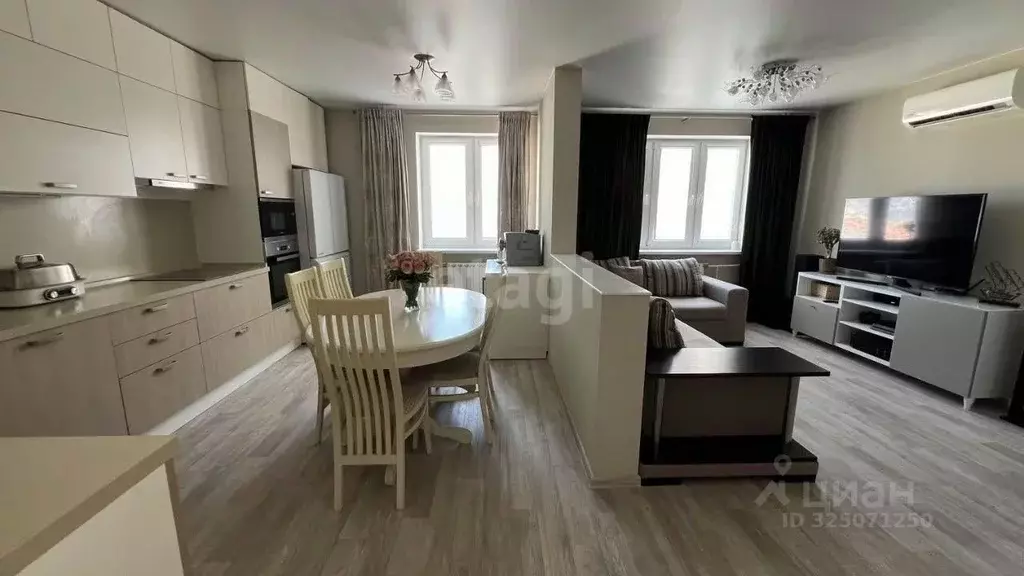 2-к кв. Краснодарский край, Новороссийск просп. Ленина, 52А (73.4 м) - Фото 2