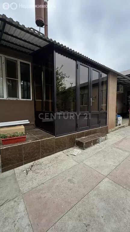 Дом в посёлок городского типа Ленинкент, улица Коркмасова, 12 (400 м) - Фото 1