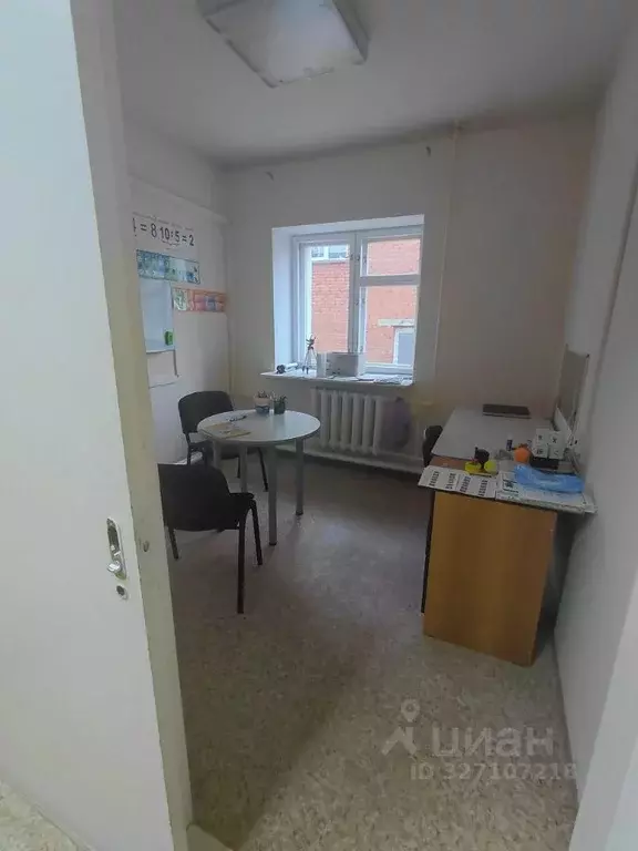 Офис в Удмуртия, Ижевск ул. Гагарина, 51А (15 м) - Фото 2