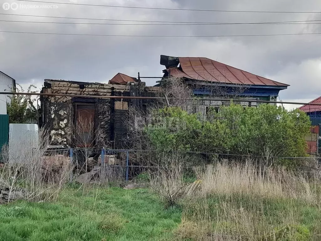 Дом в село Тростянка, улица Ленина (76.5 м) - Фото 1