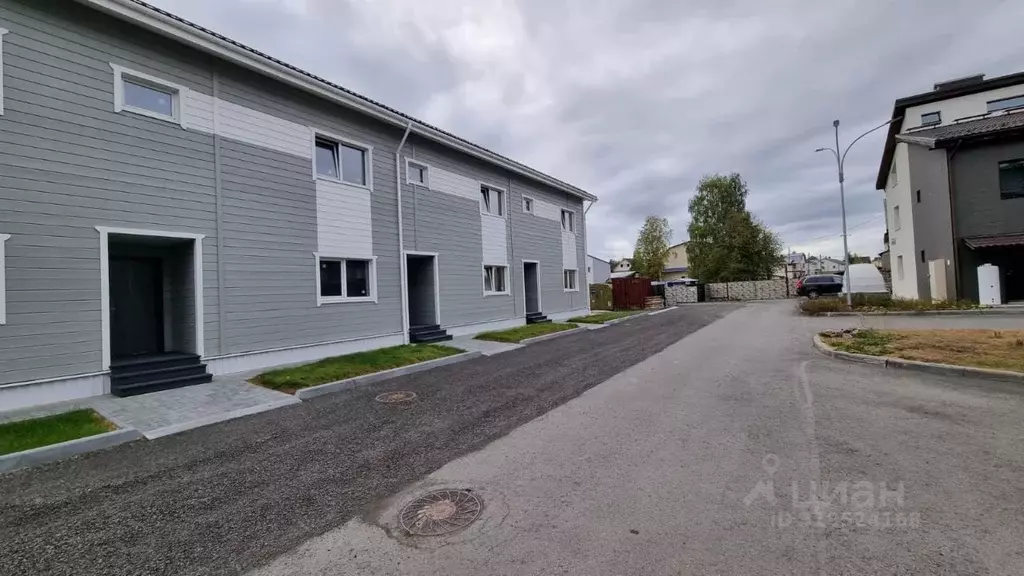 Таунхаус в Карелия, Петрозаводск ул. Средняя Зареченская, 3 (120 м) - Фото 1