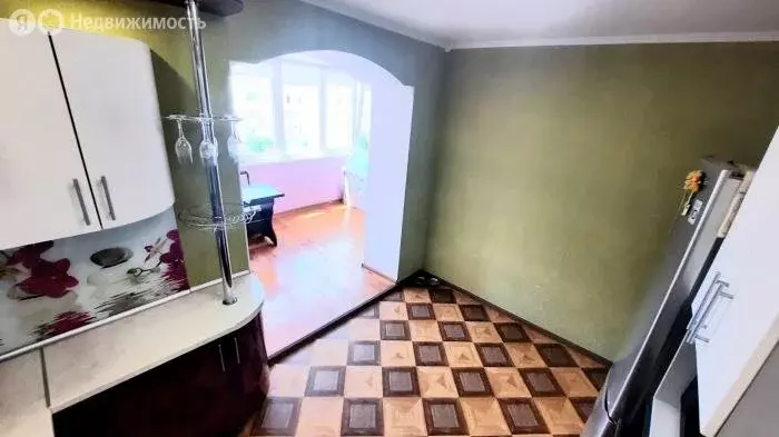3-комнатная квартира: Евпатория, улица 9 Мая, 126 (90 м) - Фото 0